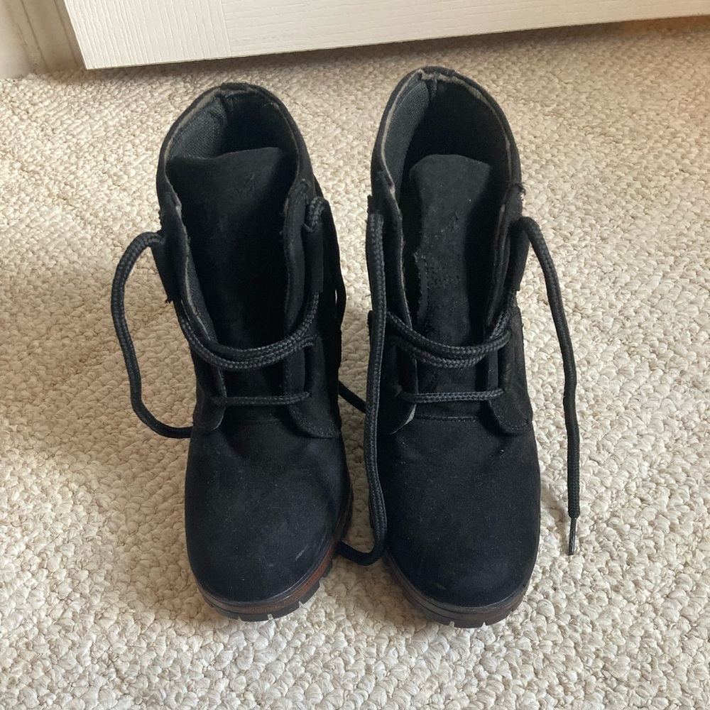 Women’s Black Boots